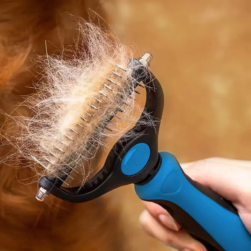 Multi-Tooth Pet Grooming Comb - Double-Sided Painless Hair Removal Comb,Suitable for Dogs and Cats,Easily Combs the Undercoat.